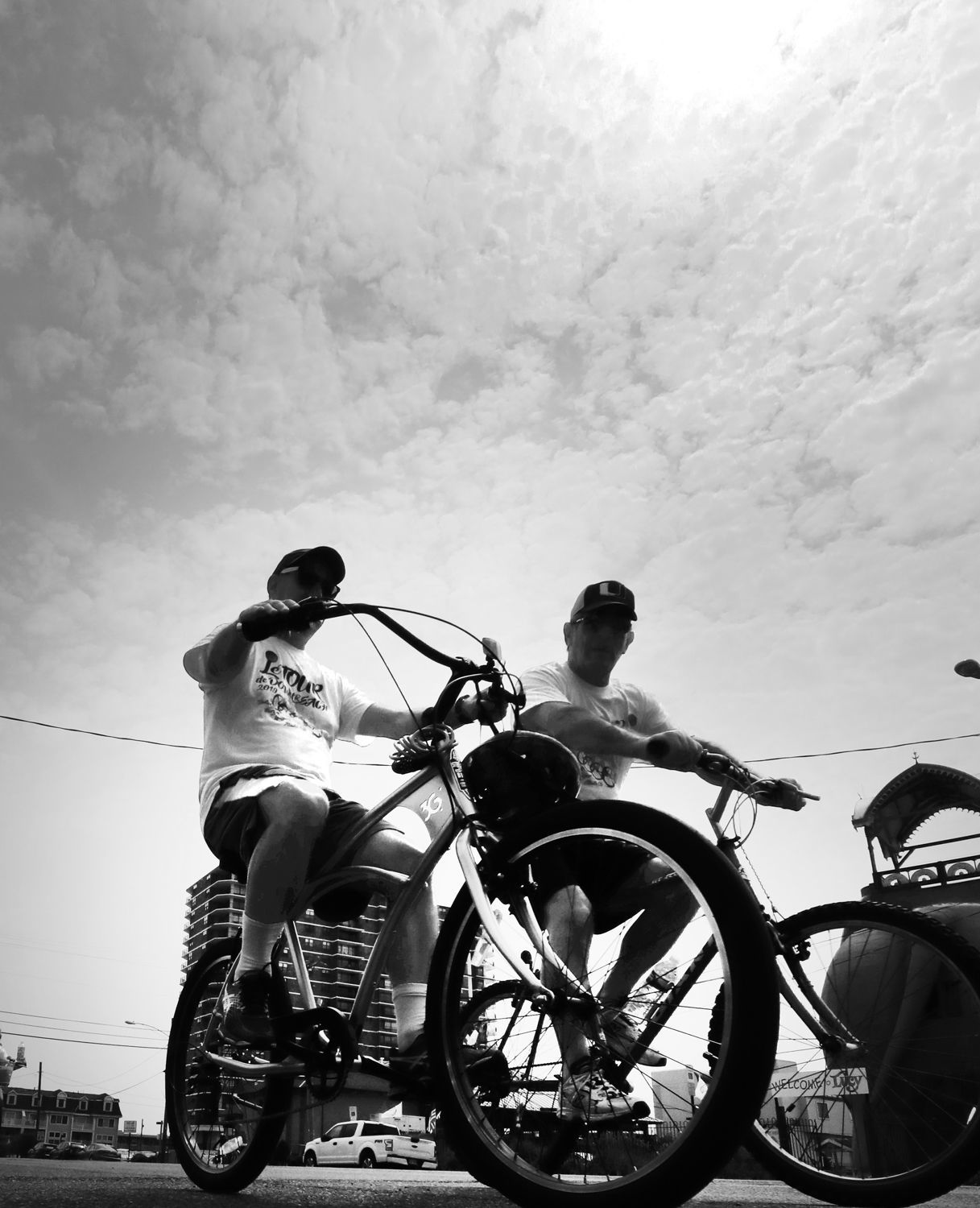 TB540170bw.JPG